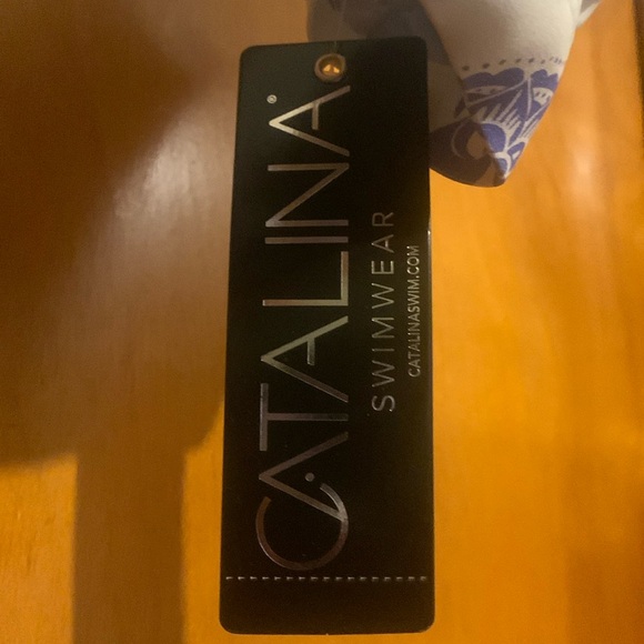 NWT Catalina Size XL Floral Swimsuit Top - Picture 2 of 6